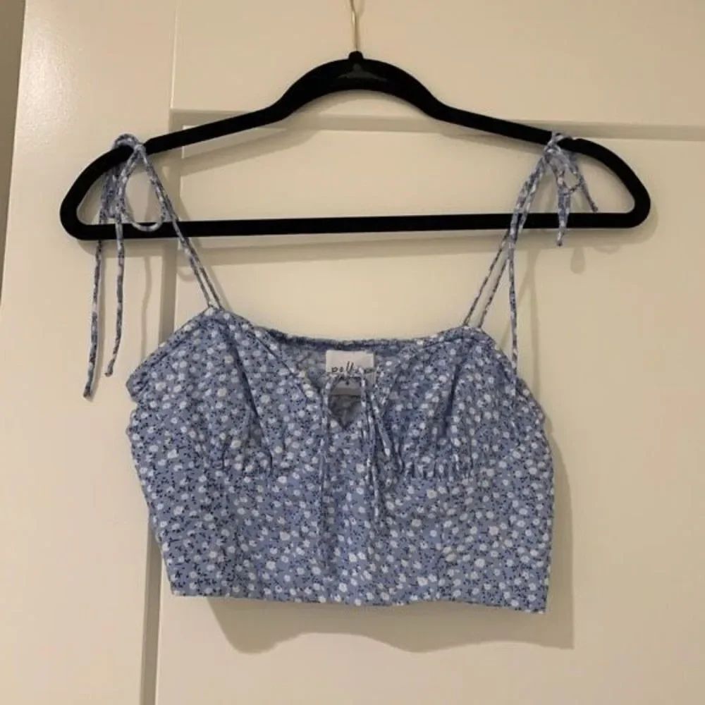 ✨ELLA BELLA CROP TOP ✨ - Picture 6 of 7